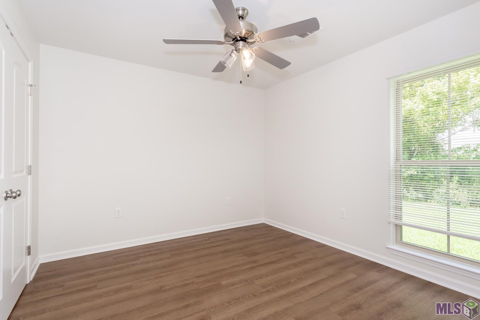 8838 Pecan Tree Drive Baton Rouge, LA 70810 - Photo 8 of 11