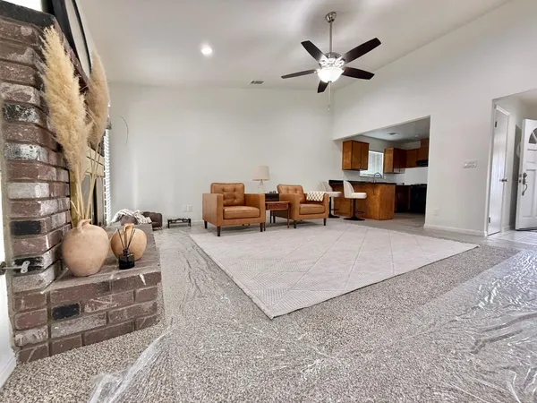$379,000 | 1931 South W Court, Visalia, CA 93277