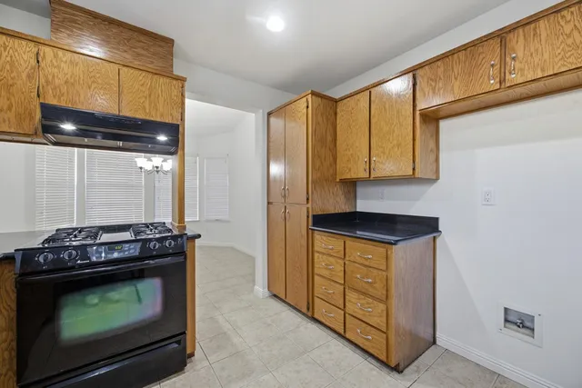 $379,000 | 1931 South W Court, Visalia, CA 93277