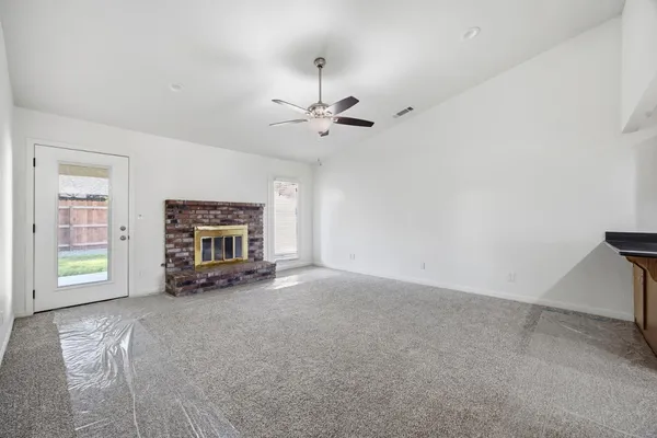 $379,000 | 1931 South W Court, Visalia, CA 93277