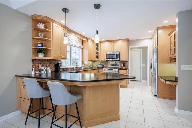 $549,900 | 125 Regatta Drive, Webster, NY 14580