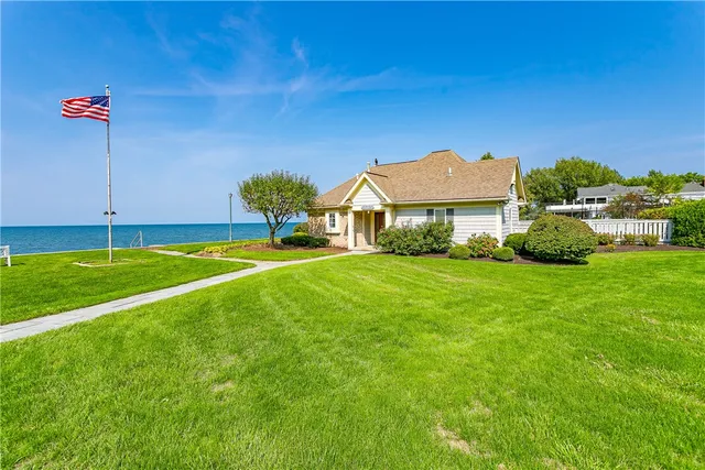 $549,900 | 125 Regatta Drive, Webster, NY 14580