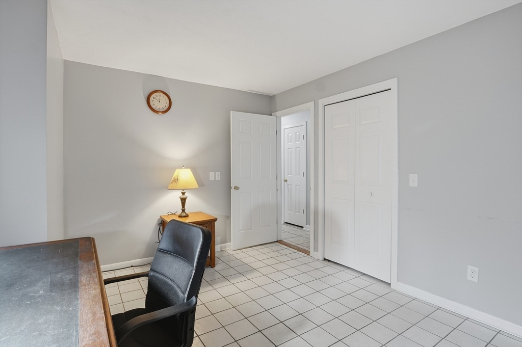 210 Beacon Park Road, Unit 210 Webster, MA 01570 - Photo 21 of 42