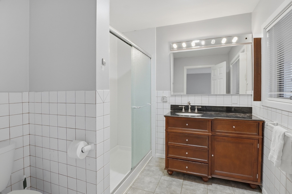 210 Beacon Park Road, Unit 210 Webster, MA 01570 - Photo 26 of 42