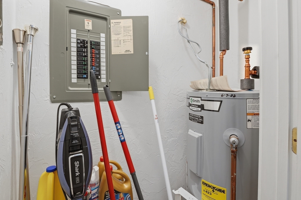 210 Beacon Park Road, Unit 210 Webster, MA 01570 - Photo 29 of 42