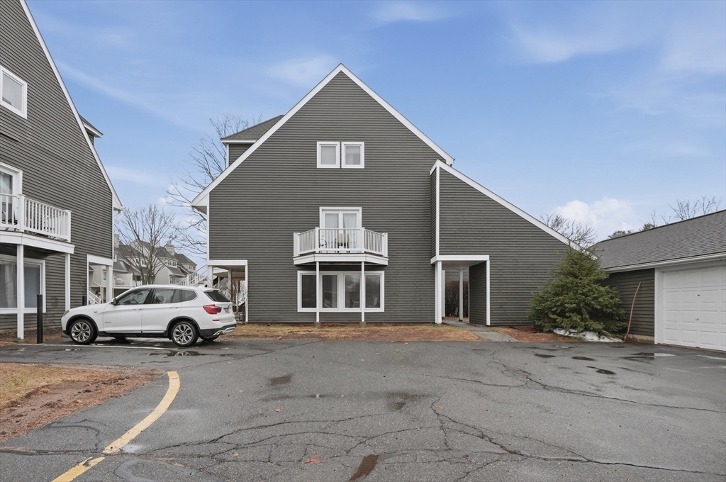 210 Beacon Park Road, Unit 210 Webster, MA 01570 - Photo 32 of 42