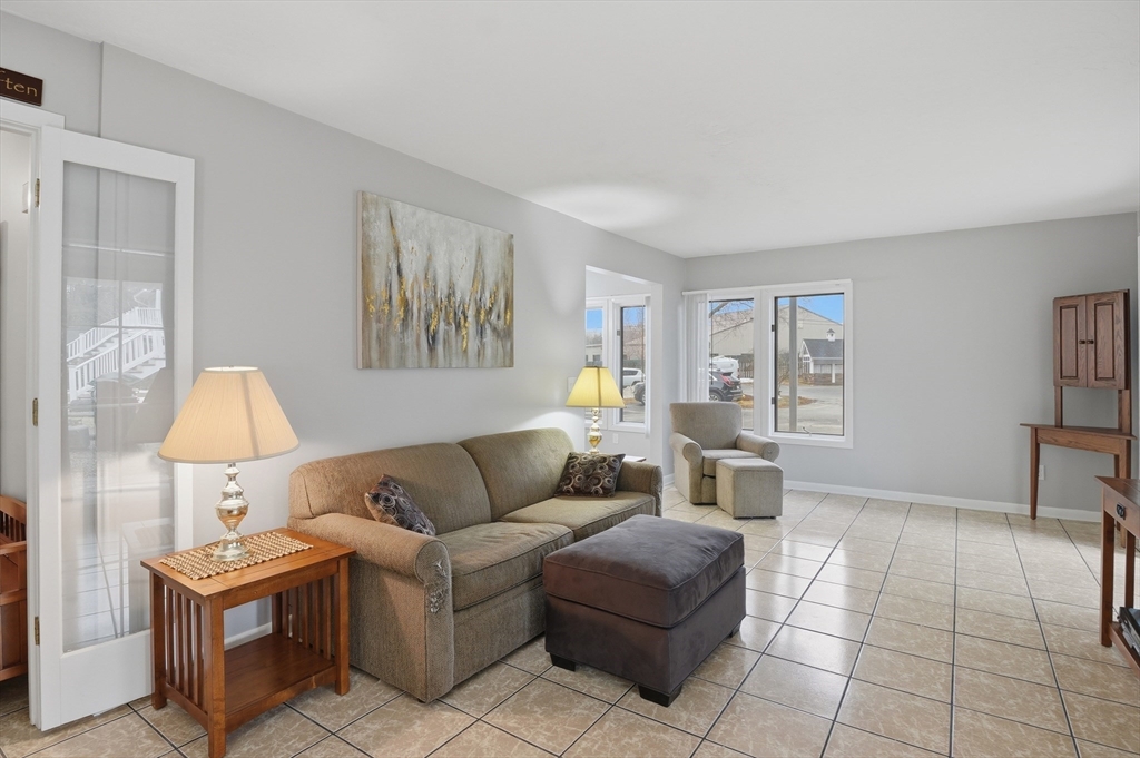 210 Beacon Park Road, Unit 210 Webster, MA 01570 - Photo 7 of 42