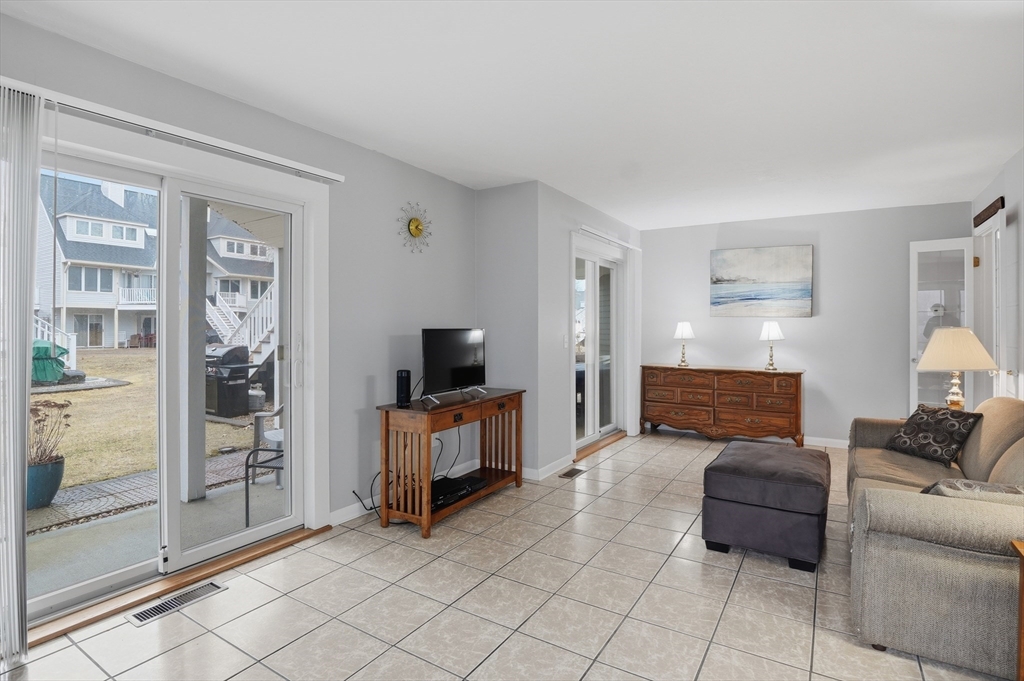 210 Beacon Park Road, Unit 210 Webster, MA 01570 - Photo 8 of 42