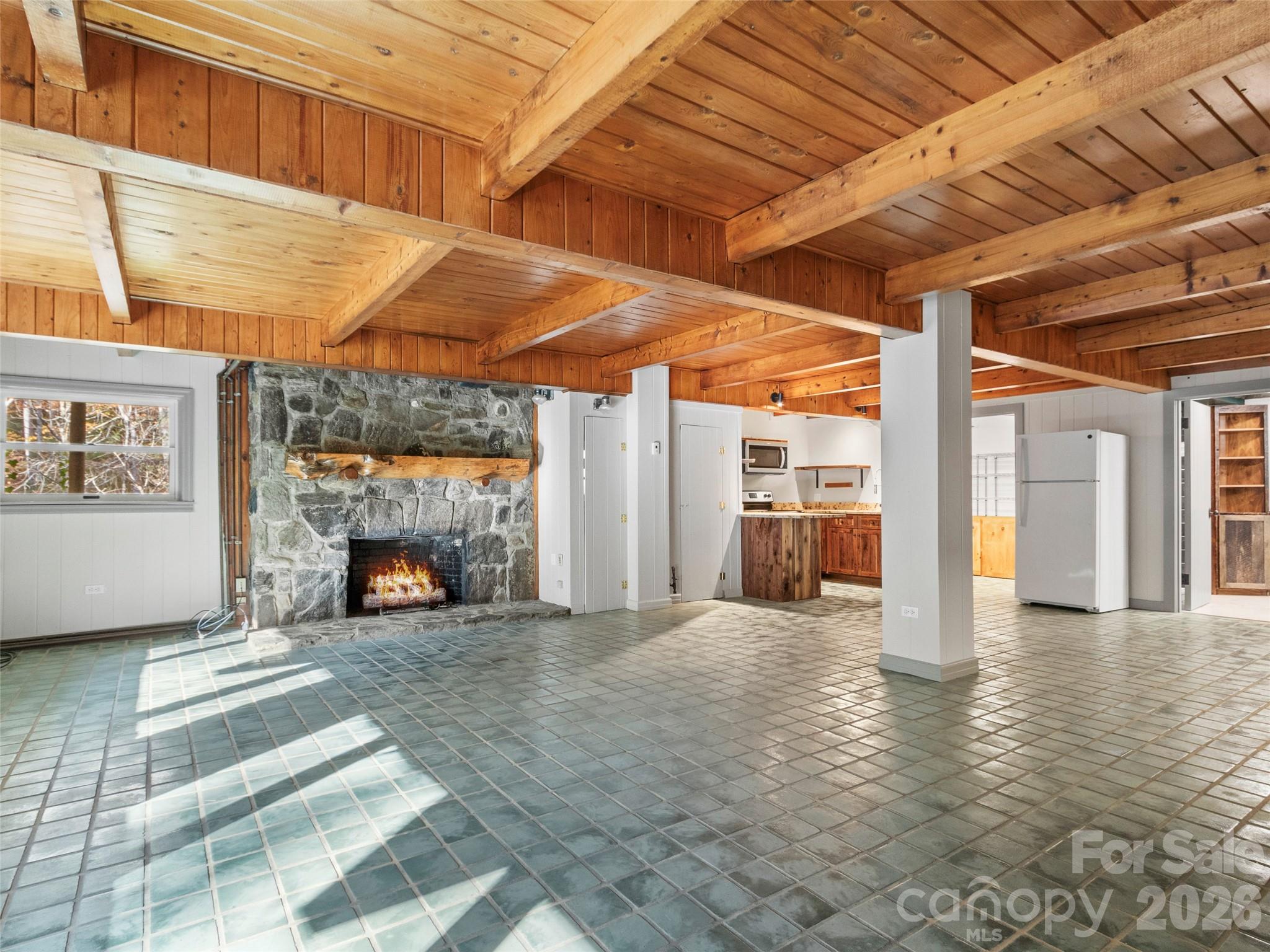 191 North Fork Road Burnsville, NC 28714 - Photo 8 of 48