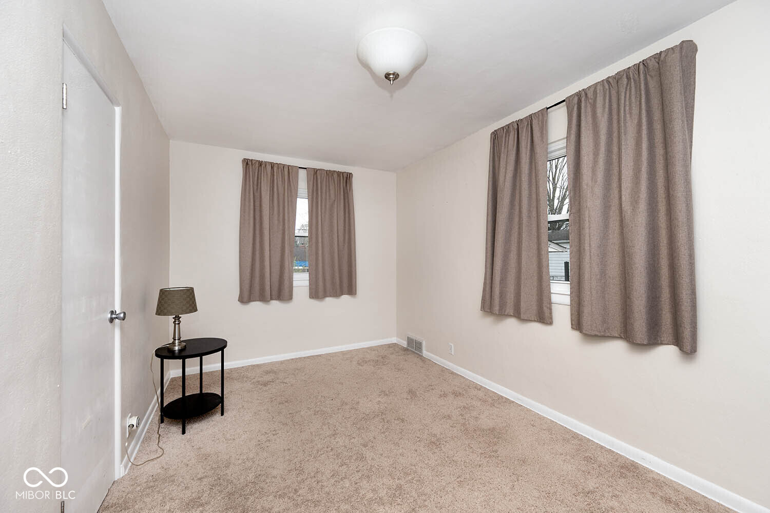 4119 Brookville Road Indianapolis, IN 46201 - Photo 18 of 31 Gallery Image 18