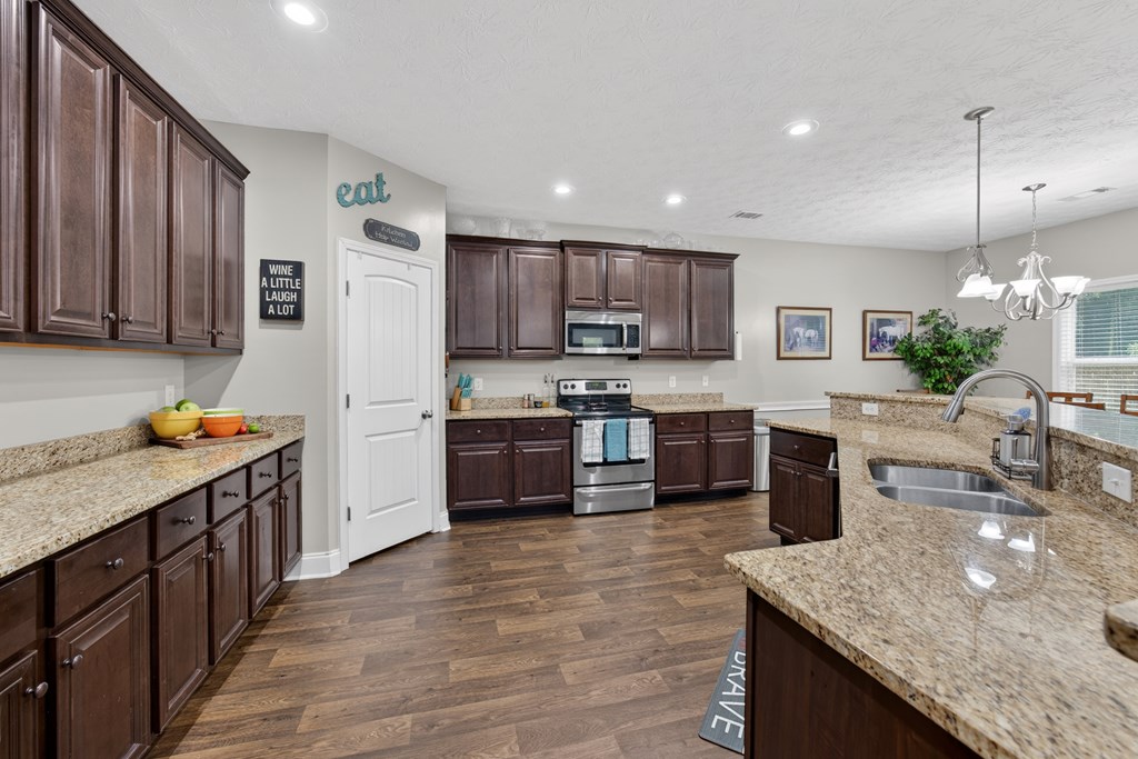 2307 Marthas Loop Columbus, GA 31907 - Photo 12 of 40