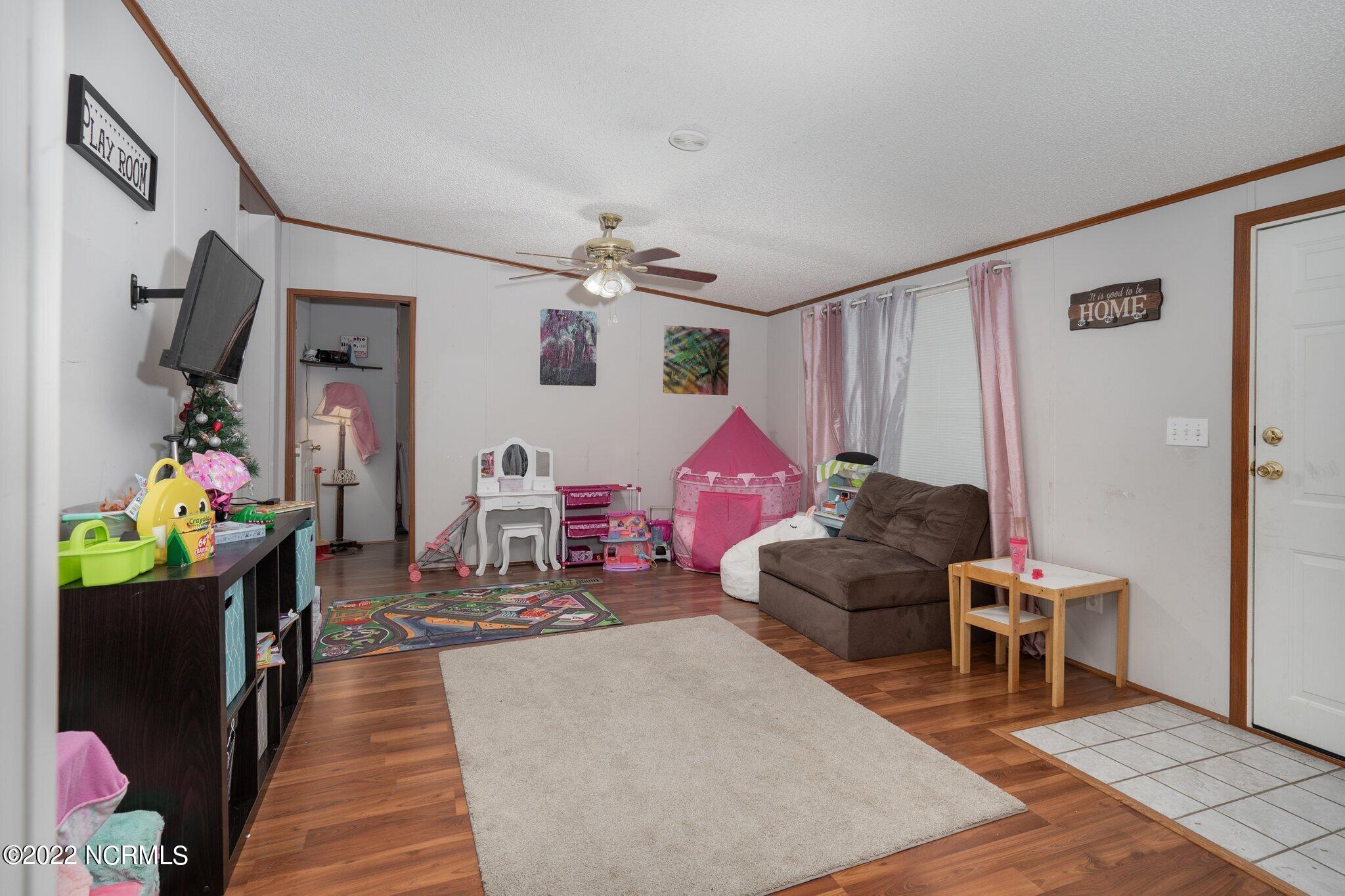 220 Maude Road Rocky Mount, NC 27801 - Photo 16 of 23 017-220MaudeRoad-RockyMount-NC-27801-SMA