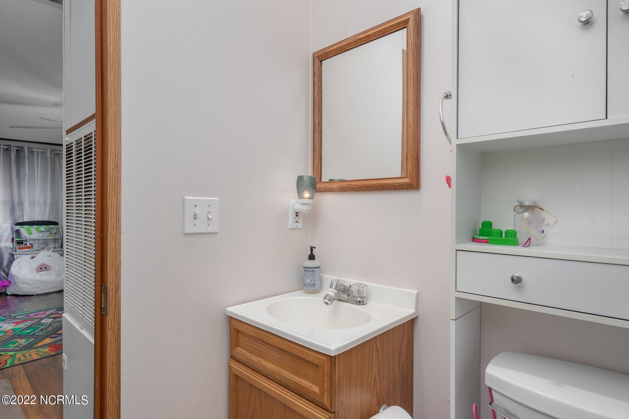 220 Maude Road Rocky Mount, NC 27801 - Photo 21 of 23 022-220MaudeRoad-RockyMount-NC-27801-SMA