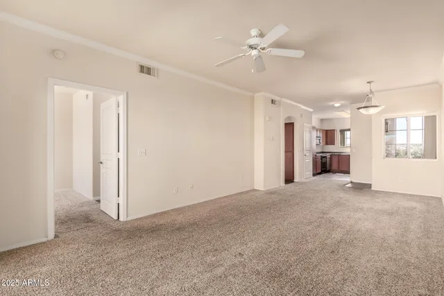 a view of a livingroom with a garage