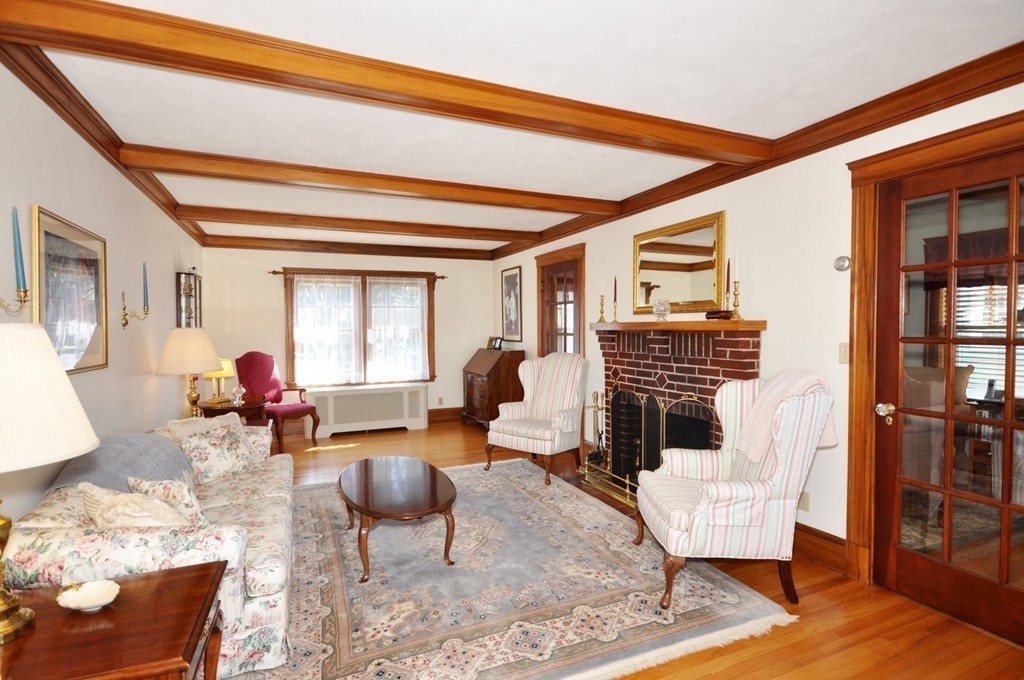 91 Ravine Road Medford, MA 02155 - Photo 5 of 28