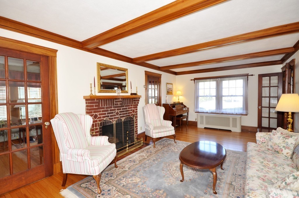 91 Ravine Road Medford, MA 02155 - Photo 6 of 28