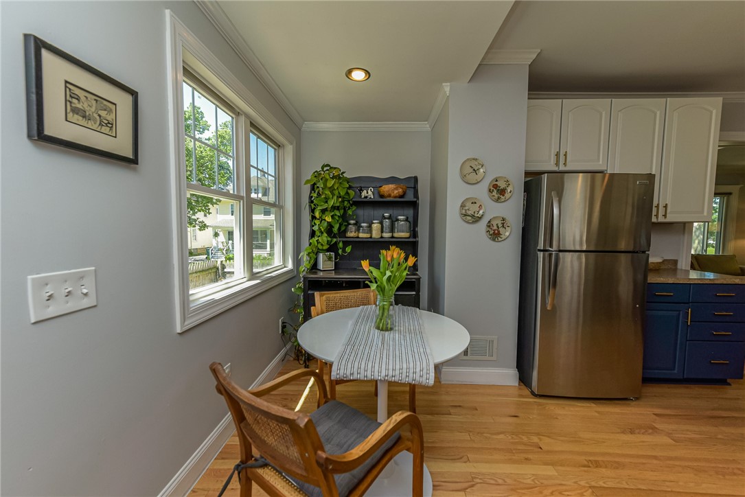 107 Parkside Avenue Rochester, NY 14609 - Photo 12 of 37