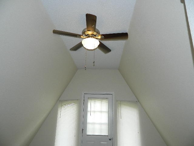 560 Rocky Pt Road Bronston, KY 42518 - Photo 16 of 29 DSCN1917
