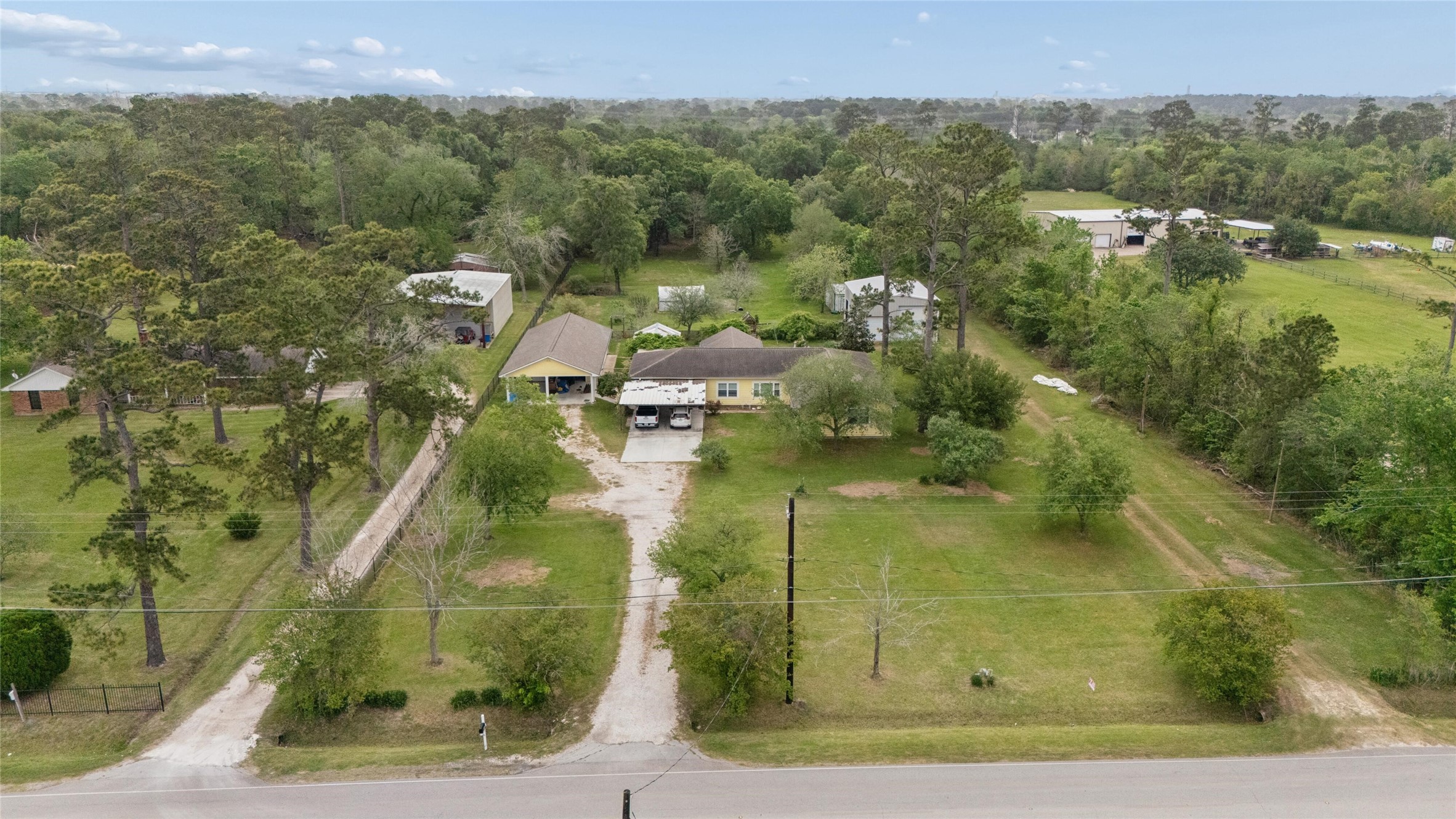 5602 Sjolander Road Baytown, TX 77521 - Photo 2 of 31