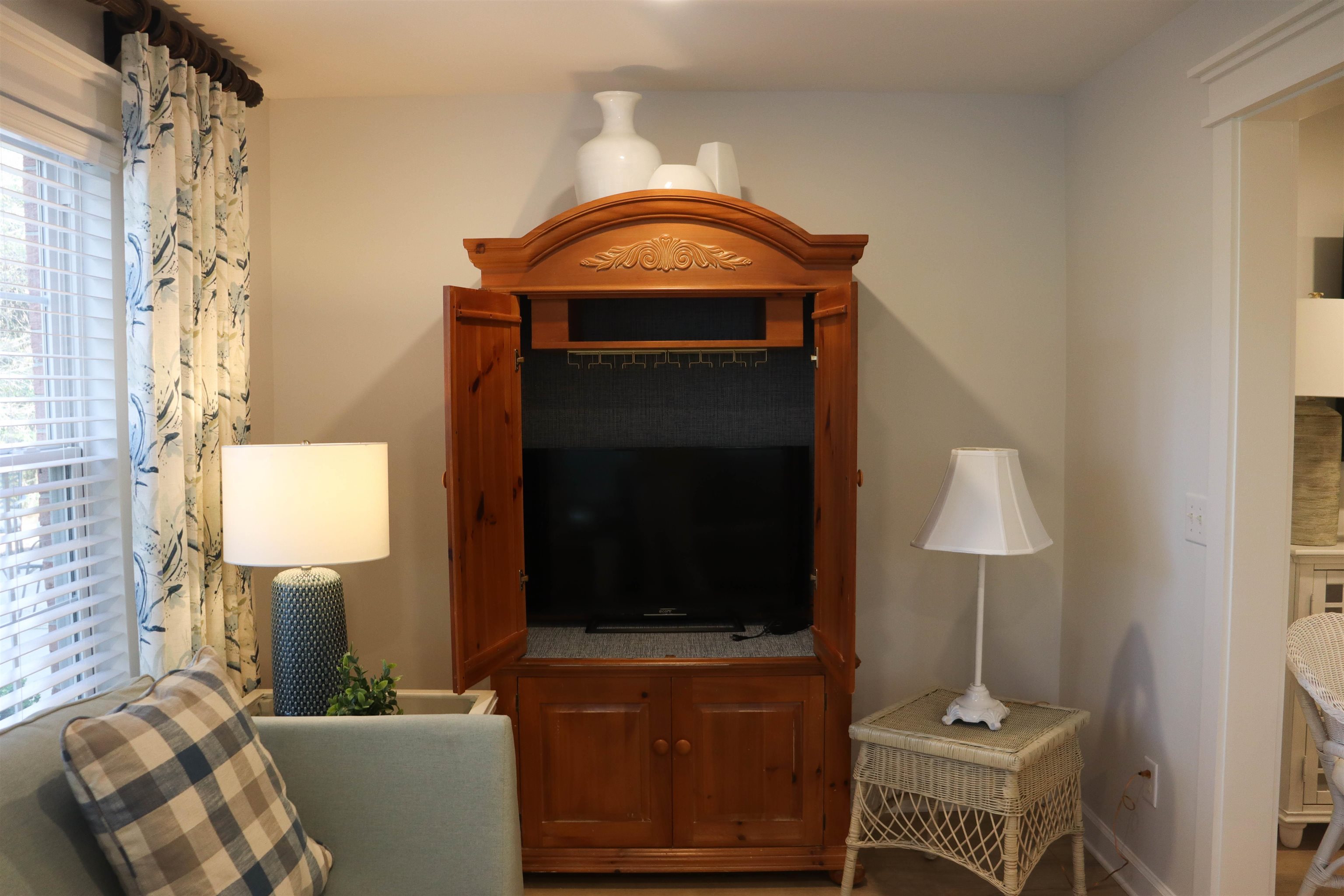 4384 Daphne Lane Murrells Inlet, SC 29576 - Photo 7 of 35