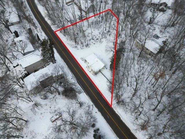 $353,500 | 4736 North Shore Drive, Mound, MN 55364