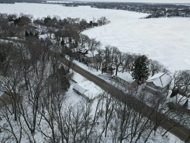 $353,500 | 4736 North Shore Drive, Mound, MN 55364