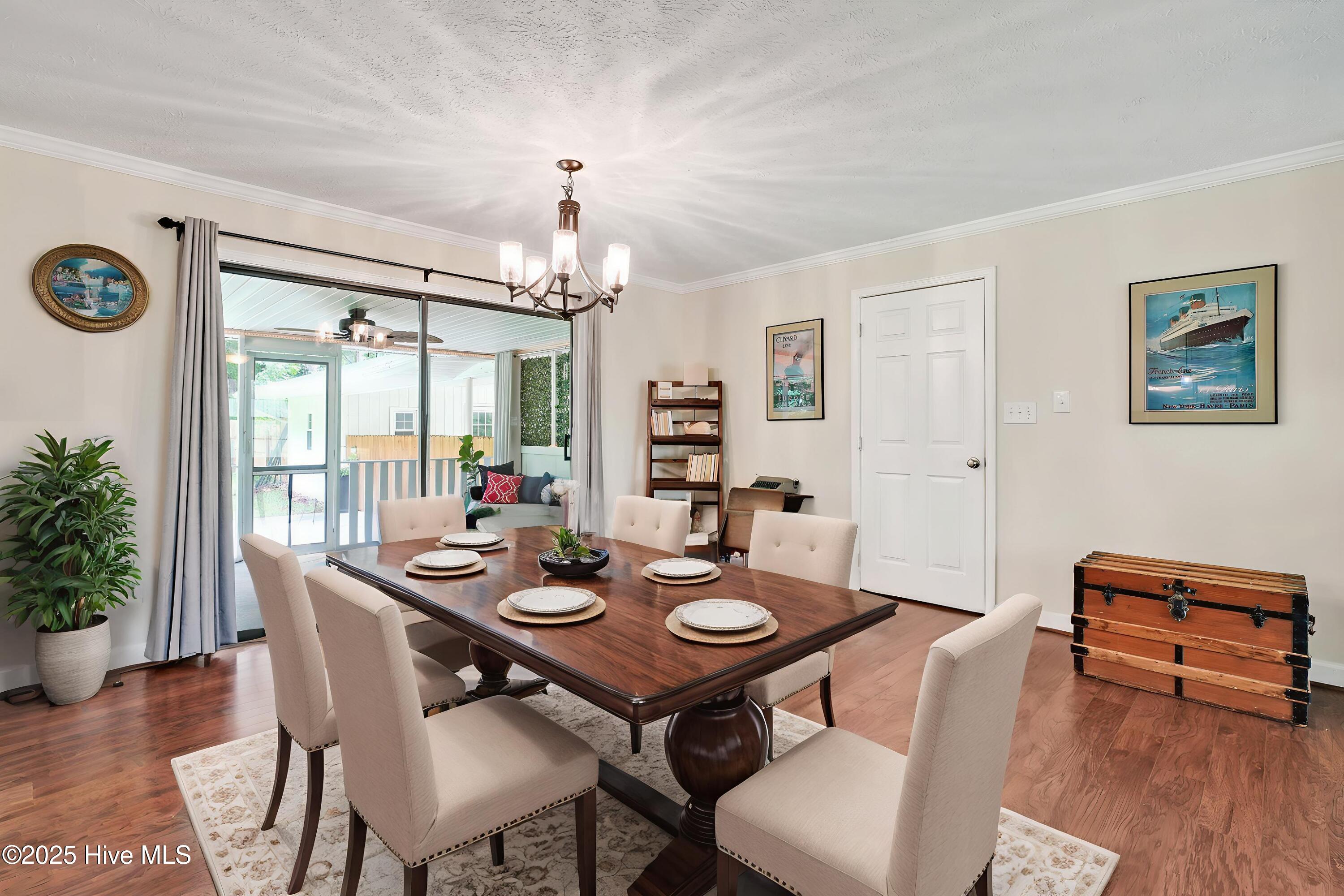 354 Golf Course Road Whiteville, NC 28472 - Photo 14 of 40 Dining Staged