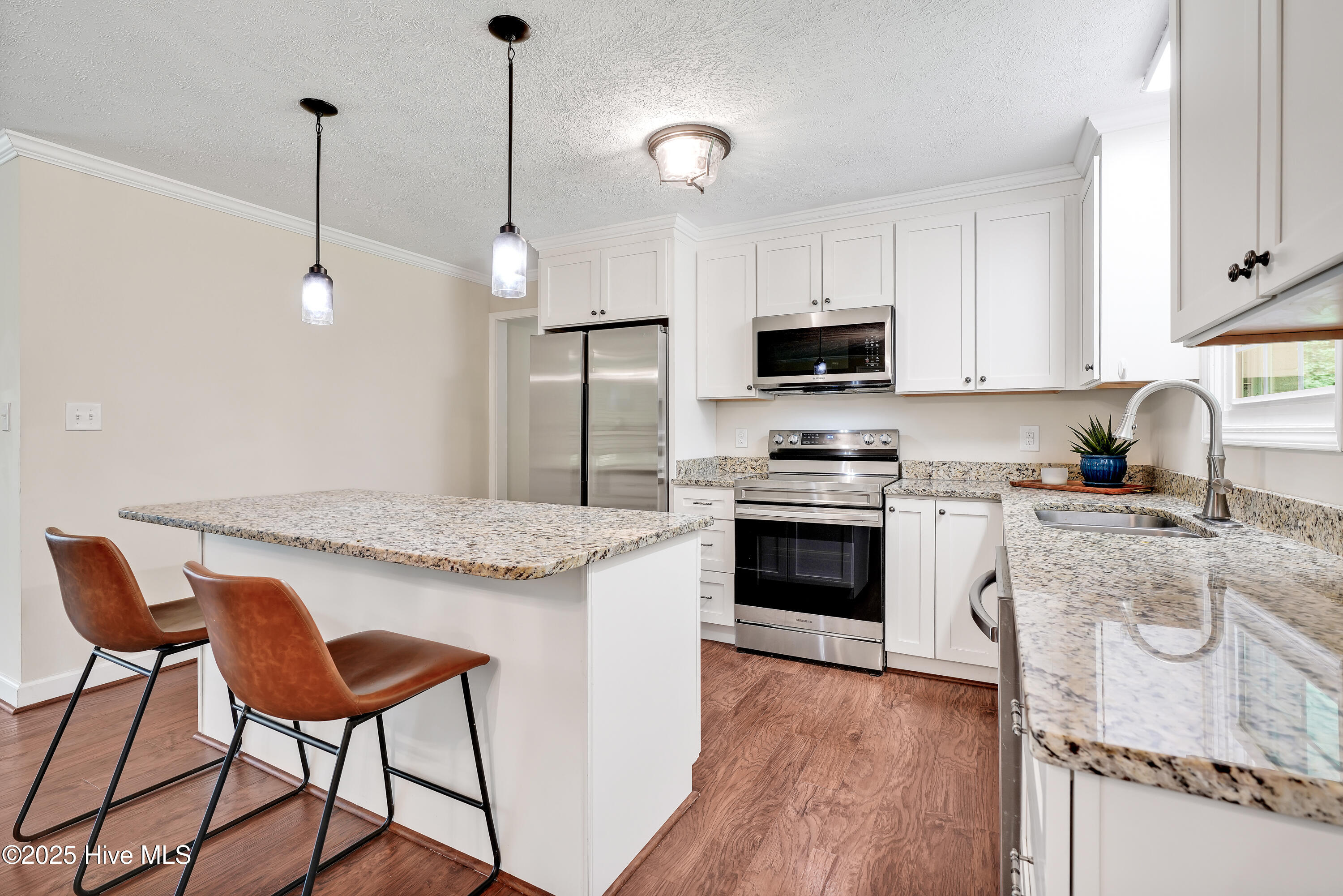 354 Golf Course Road Whiteville, NC 28472 - Photo 16 of 40 Kitchen