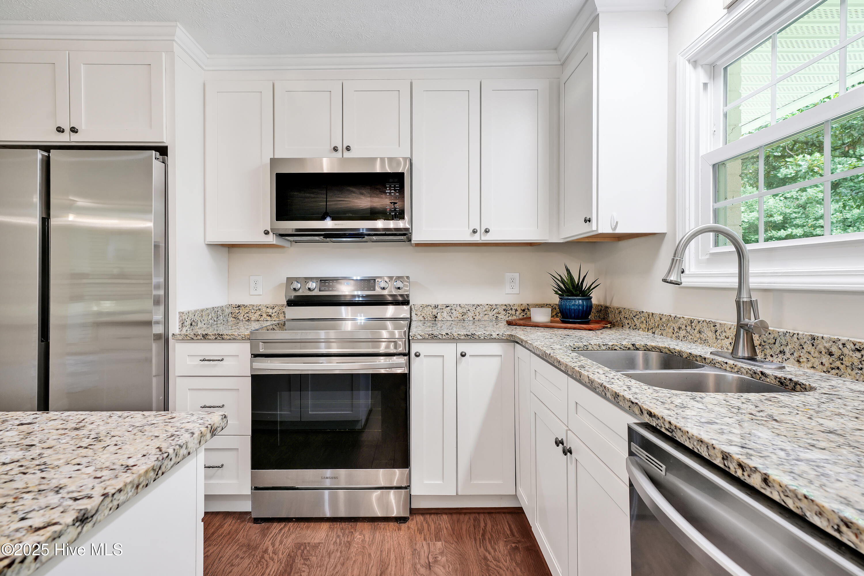 354 Golf Course Road Whiteville, NC 28472 - Photo 17 of 40 New Appliances