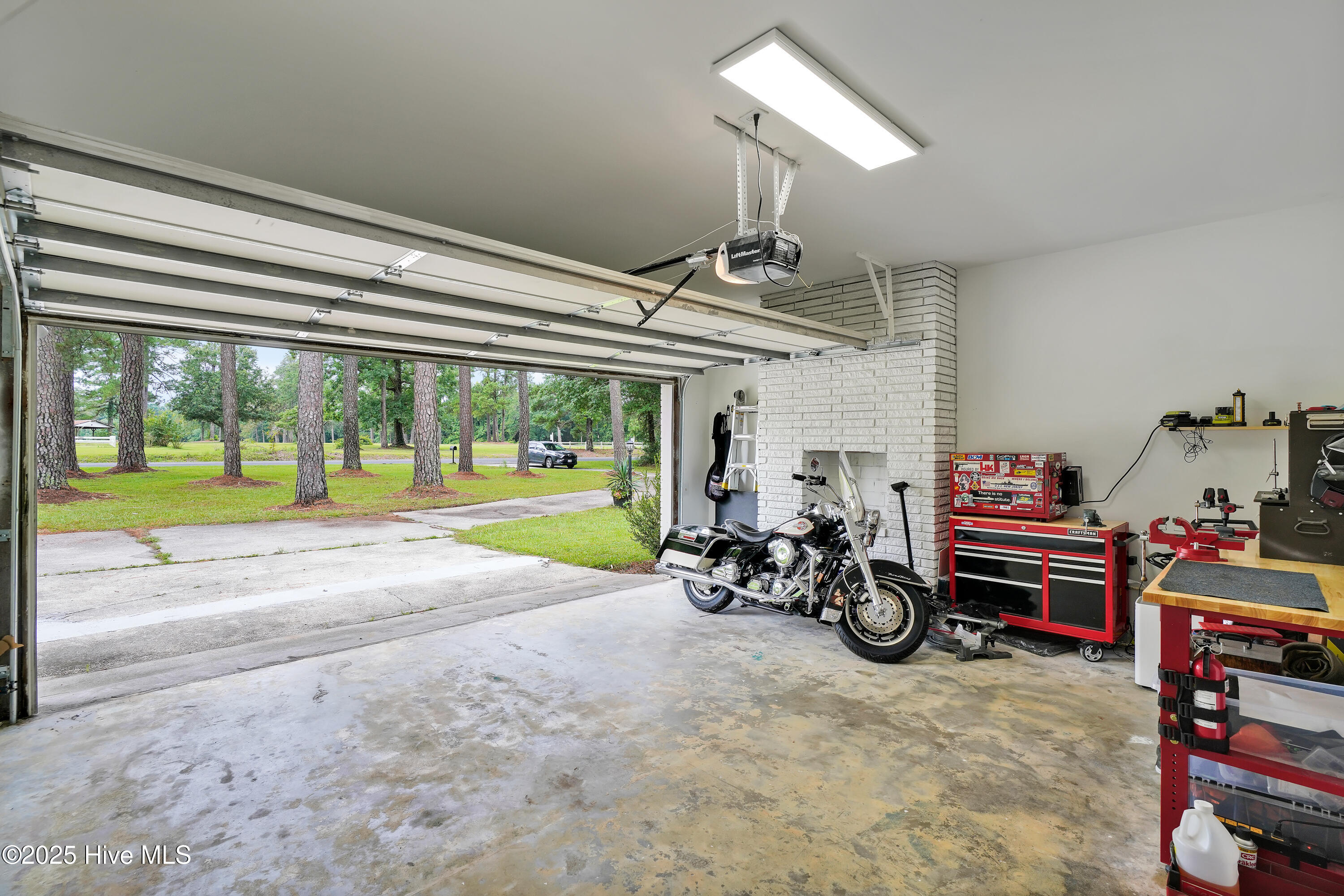 354 Golf Course Road Whiteville, NC 28472 - Photo 34 of 40 2 Car Garage