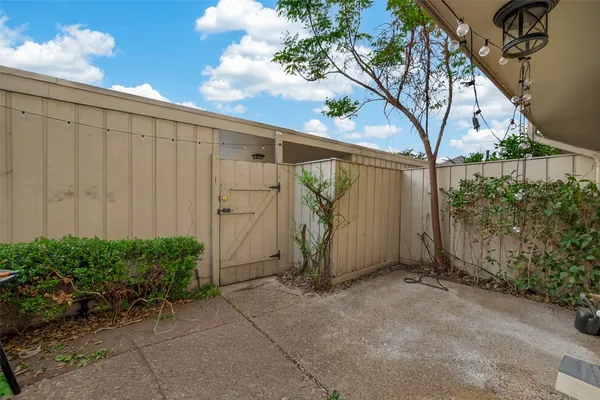 a view of a small backyard