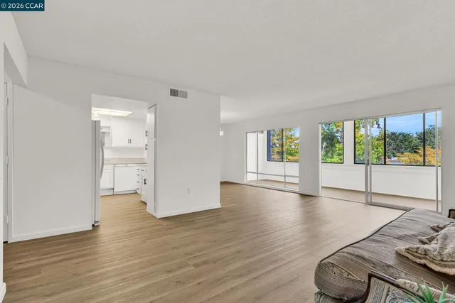 $317,900 | 1108 Fairlawn Court, Unit 6, Walnut Creek, CA 94595