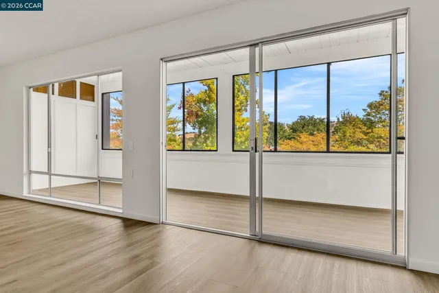 $317,900 | 1108 Fairlawn Court, Unit 6, Walnut Creek, CA 94595