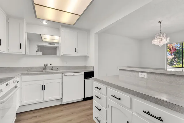 $317,900 | 1108 Fairlawn Court, Unit 6, Walnut Creek, CA 94595