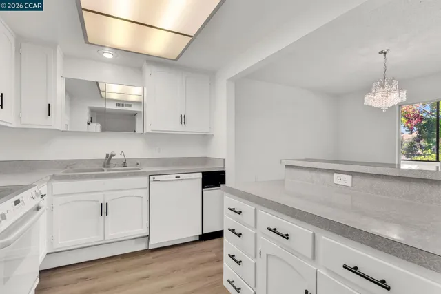 $317,900 | 1108 Fairlawn Court, Unit 6, Walnut Creek, CA 94595