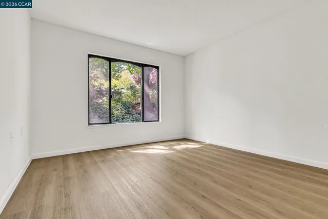 $317,900 | 1108 Fairlawn Court, Unit 6, Walnut Creek, CA 94595