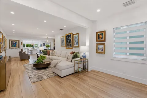 $1,685,000 | 5785 Southwest 46th Terrace, Miami, FL 33155
