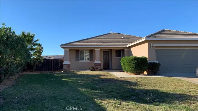 $2,800 | 1733 Sharon Court, Beaumont, CA 92223