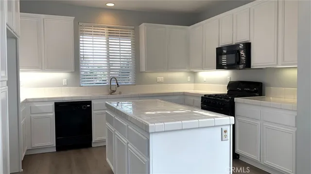 $2,800 | 1733 Sharon Court, Beaumont, CA 92223