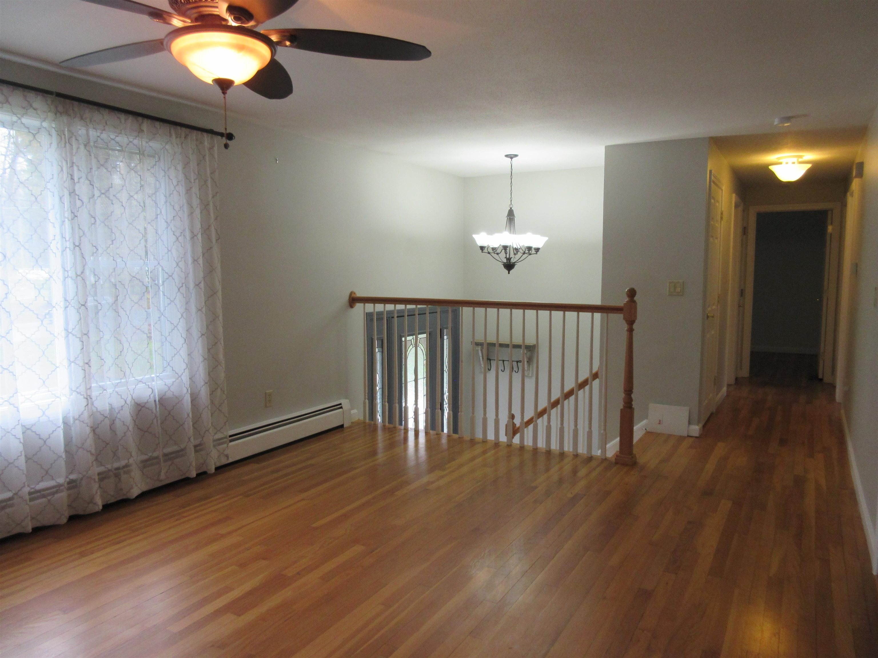 4 Westgate Road Derry, NH 03038 - Photo 13 of 32