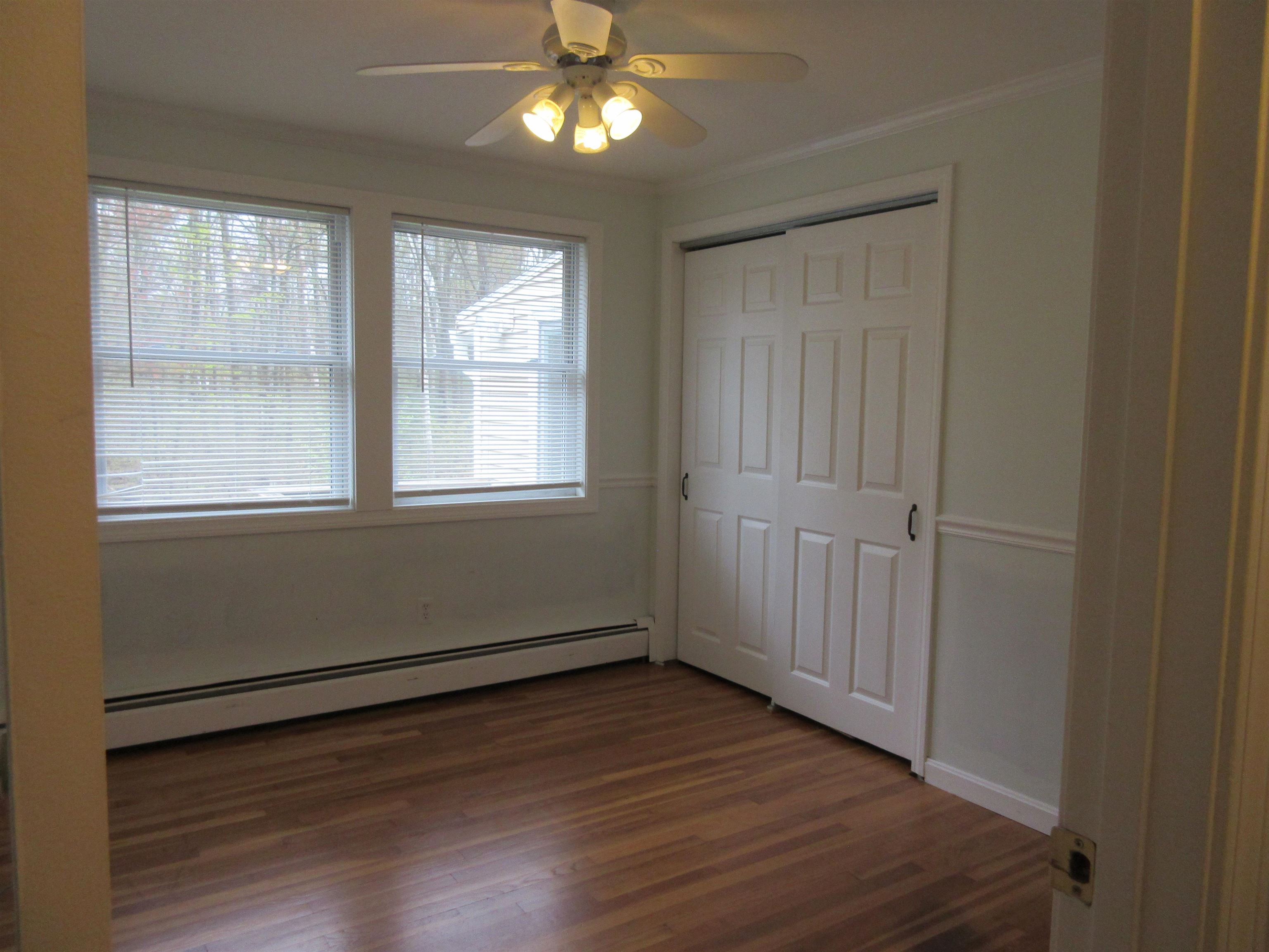 4 Westgate Road Derry, NH 03038 - Photo 24 of 32