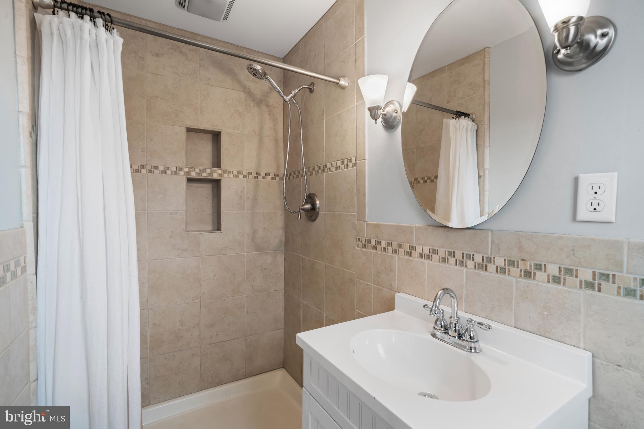 1621 Alston Road Baltimore, MD 21204 - Photo 19 of 35