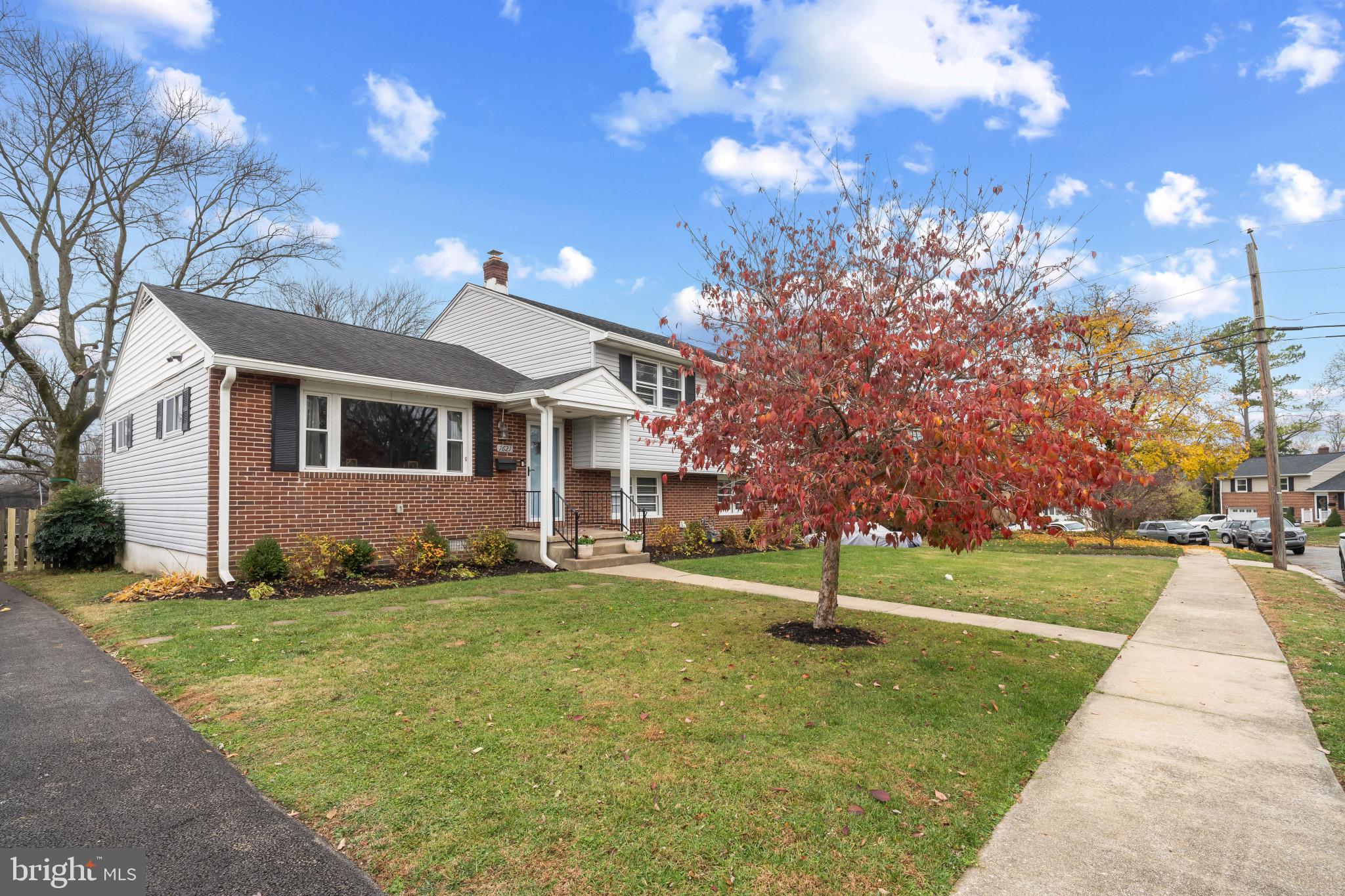 1621 Alston Road Baltimore, MD 21204 - Photo 3 of 35