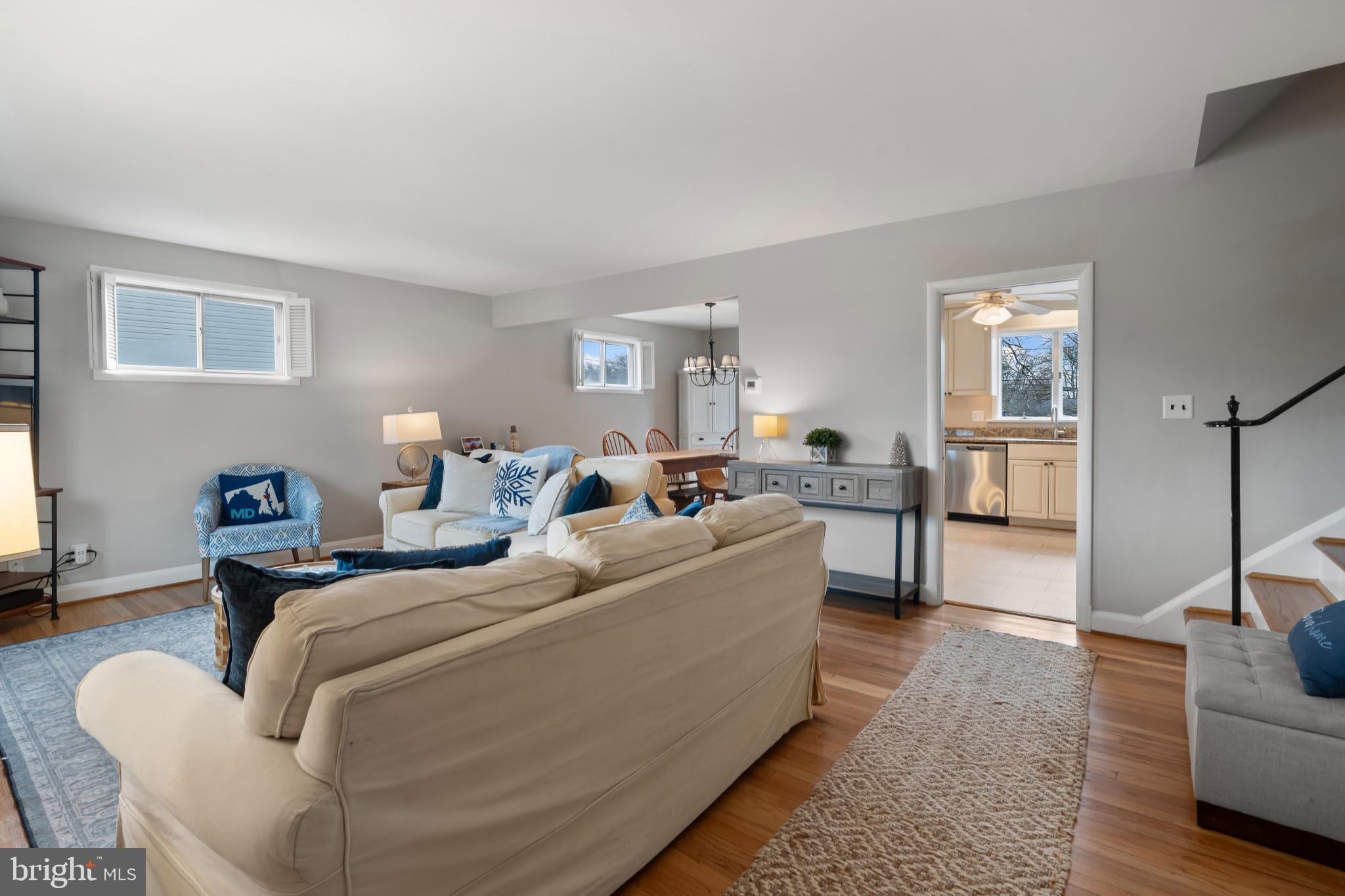 1621 Alston Road Baltimore, MD 21204 - Photo 6 of 35