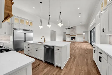 $924,900 | 1035 Estancia Boulevard, Weatherford, TX 76088