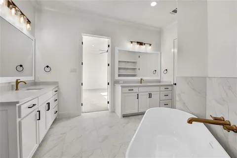 $924,900 | 1035 Estancia Boulevard, Weatherford, TX 76088