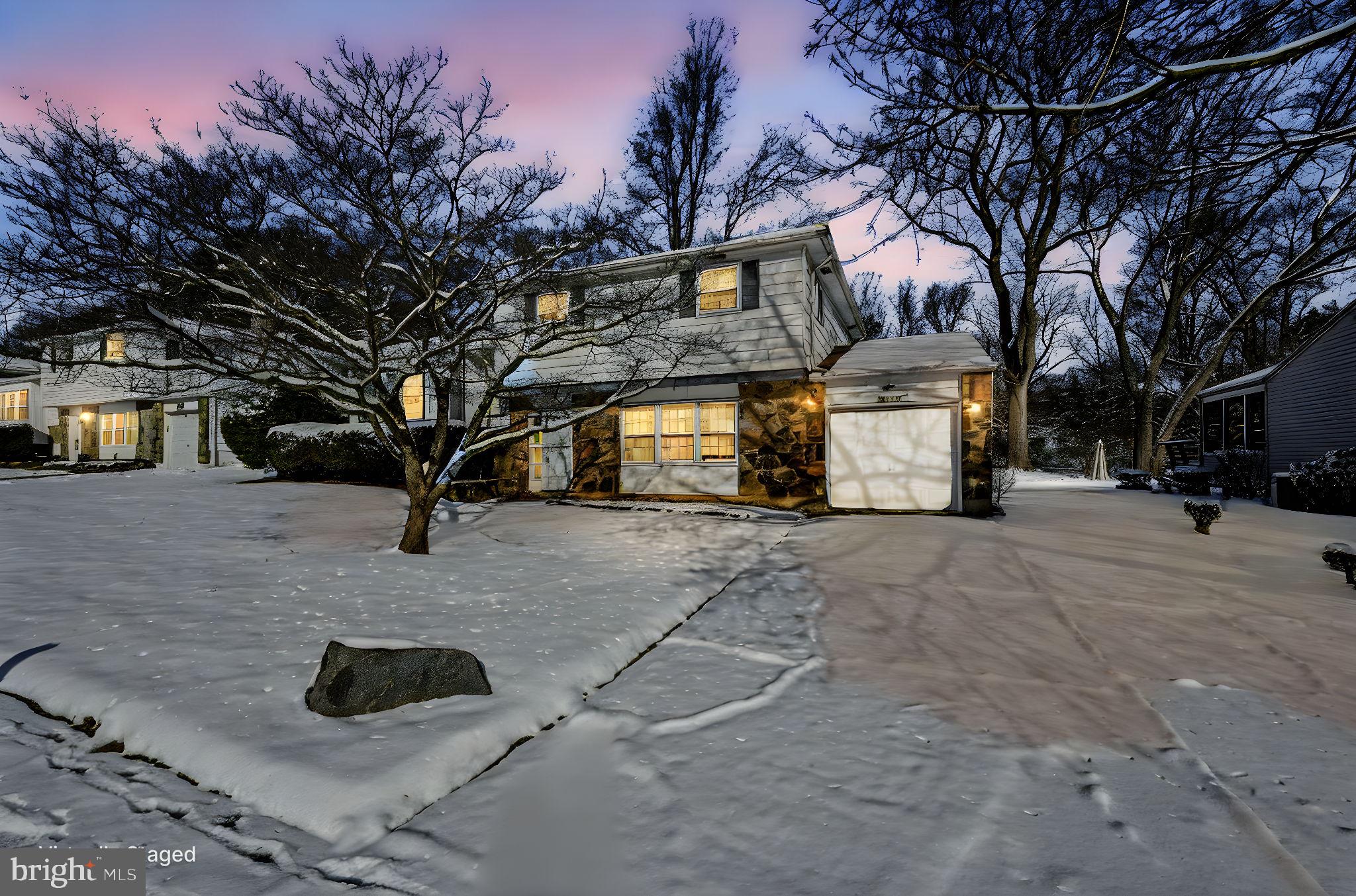 2651 Abington Road Wilmington, DE 19810 - Photo 2 of 32