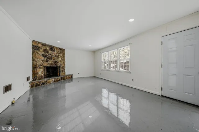 $2,800 | 2651 Abington Road, Wilmington, DE 19810