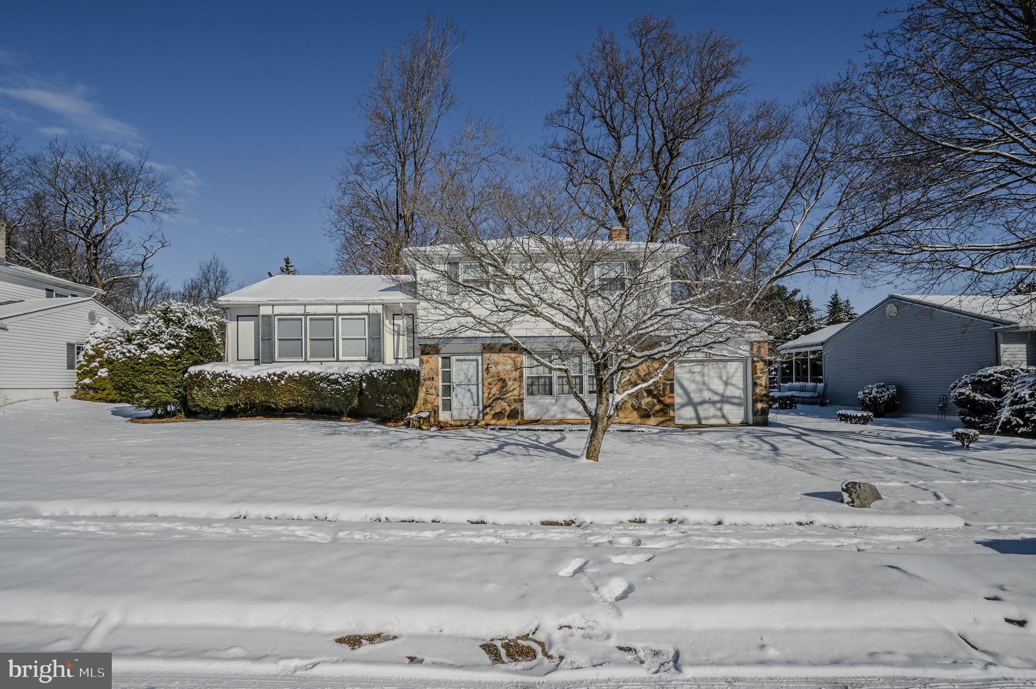 2651 Abington Road Wilmington, DE 19810 - Photo 3 of 32