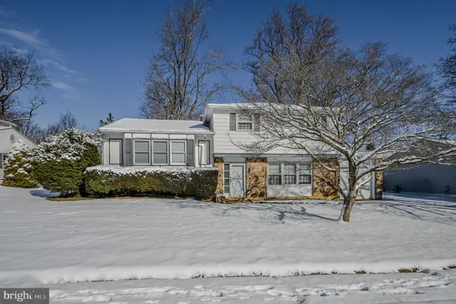 $2,800 | 2651 Abington Road, Wilmington, DE 19810